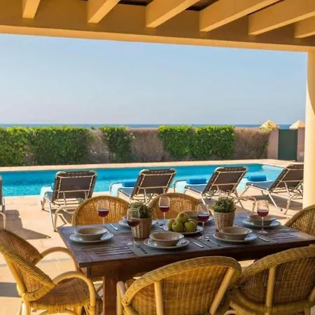 Mediterraneum Villa *